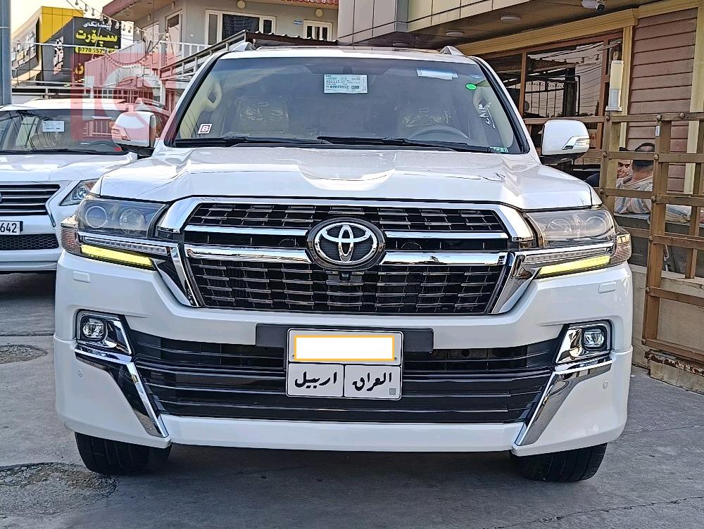 تويوتا لاندكروزر